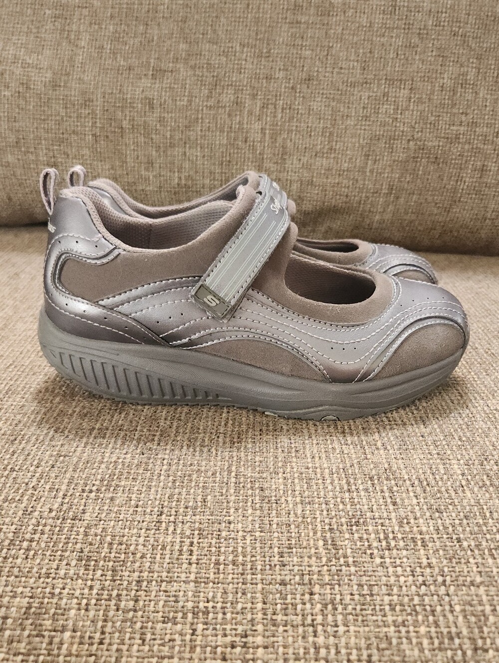 Sketchers Mary Jane Toning Fitness Blue Grey 6.5 Comfort Sneakers